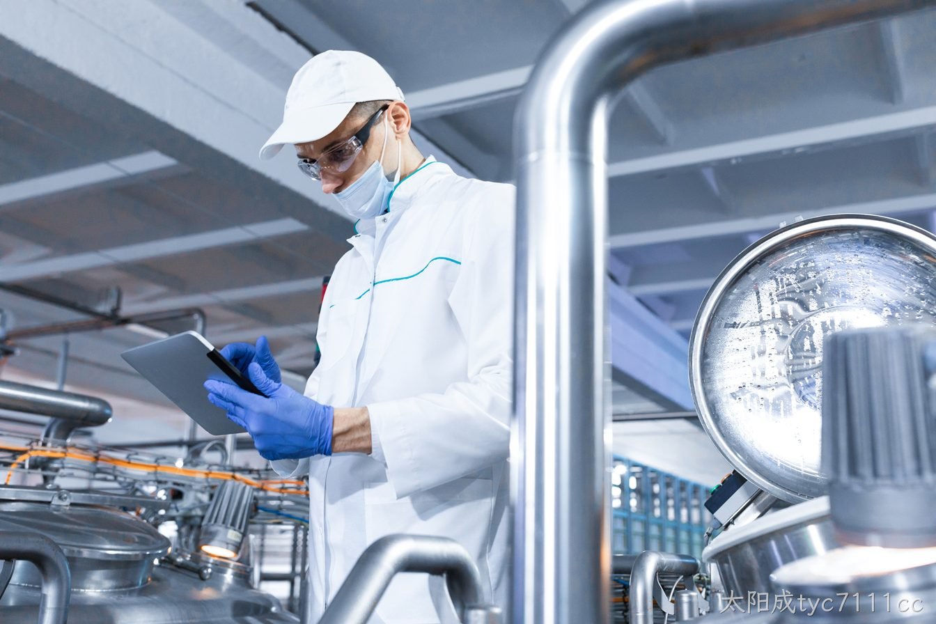 广东太阳成tyc7111cc食品有限公司是一家专业研发、生产与...